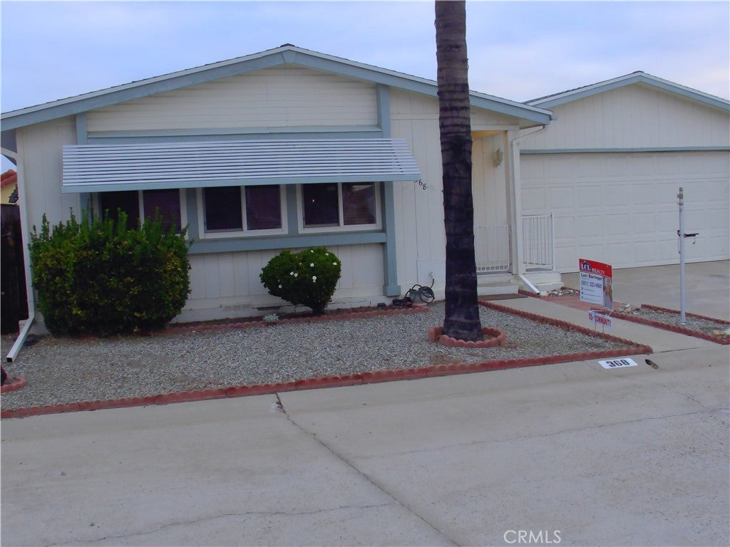 27250 Murrieta 368