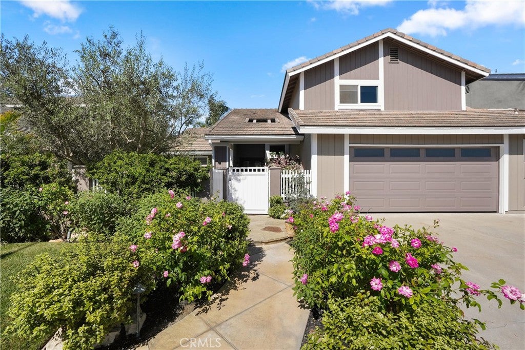 5771 Grimsby Drive