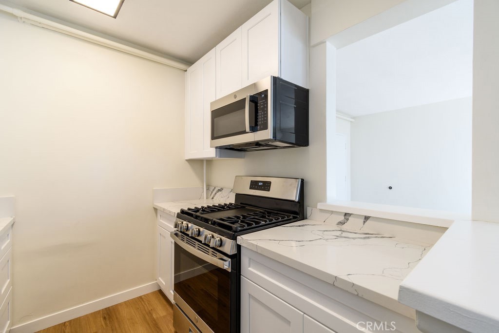 12571 Kensington Lane 3