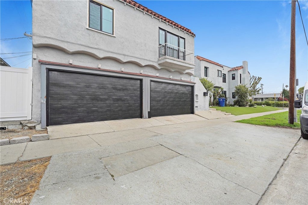 1567 S Spaulding