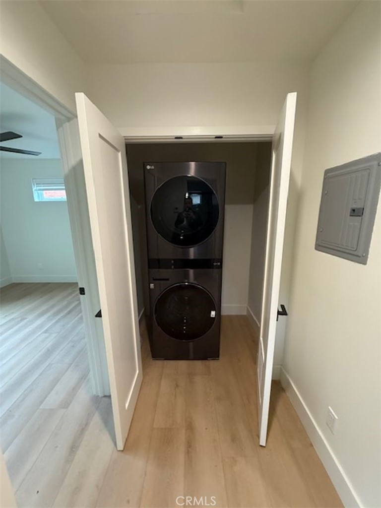 5943 E Adderley B
