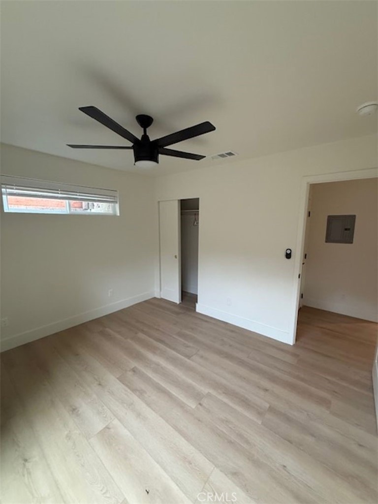 5943 E Adderley B