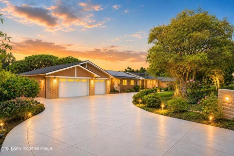 Photo of 569 Valley Vista Drive, Camarillo, CA 93010 (MLS # V1-36565)