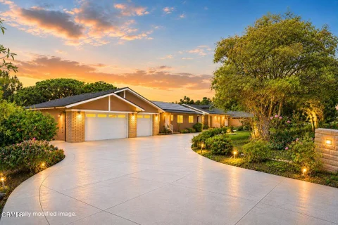 569 Valley Vista Drive, Camarillo, CA 93010 - MLS#: V1-36565