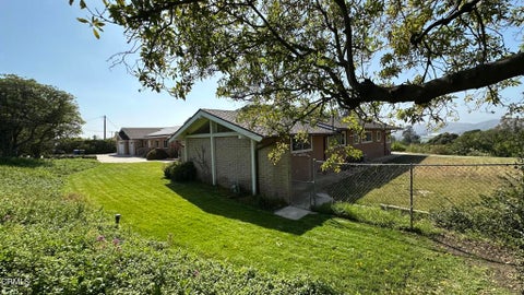 Tiny photo for 569 Valley Vista Drive, Camarillo, CA 93010 (MLS # V1-36565)