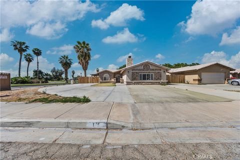 Photo of 145 Eunice Cir, Blythe, CA 92225 (MLS # DW26060990)