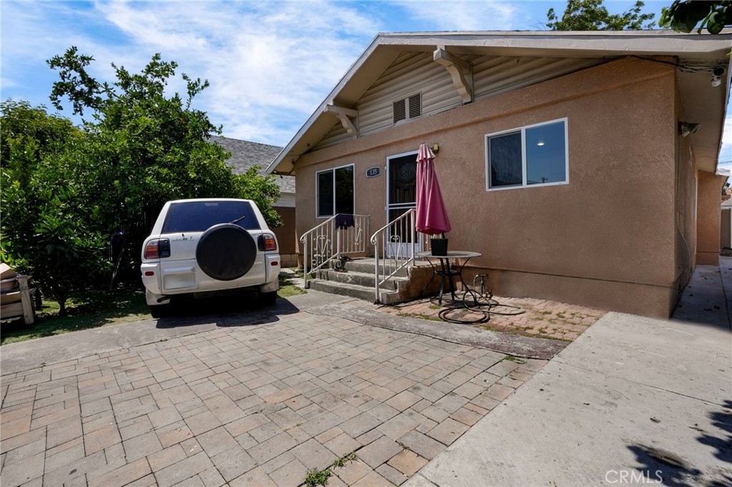 135 e 60th street