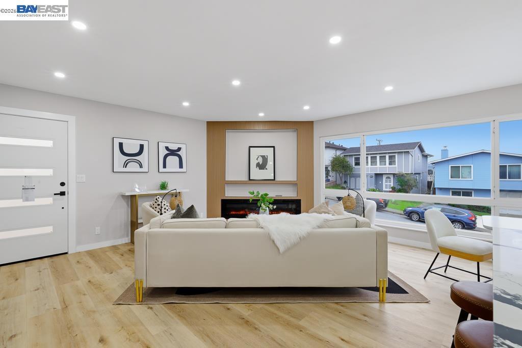 168 168 Belcrest Ave