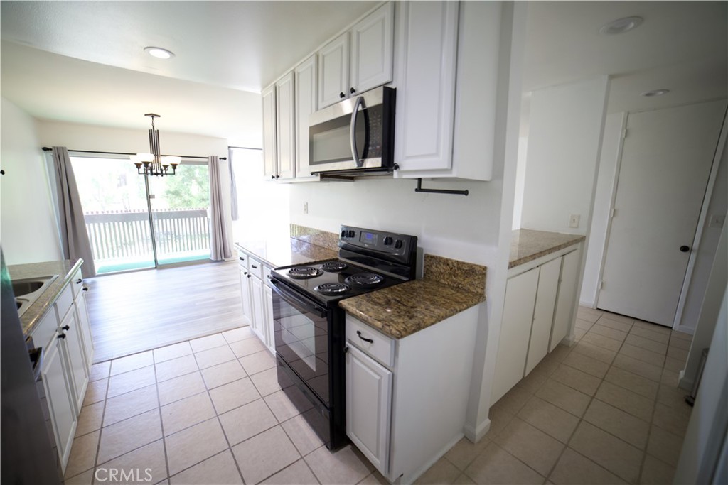 6050 Canterbury Drive F108