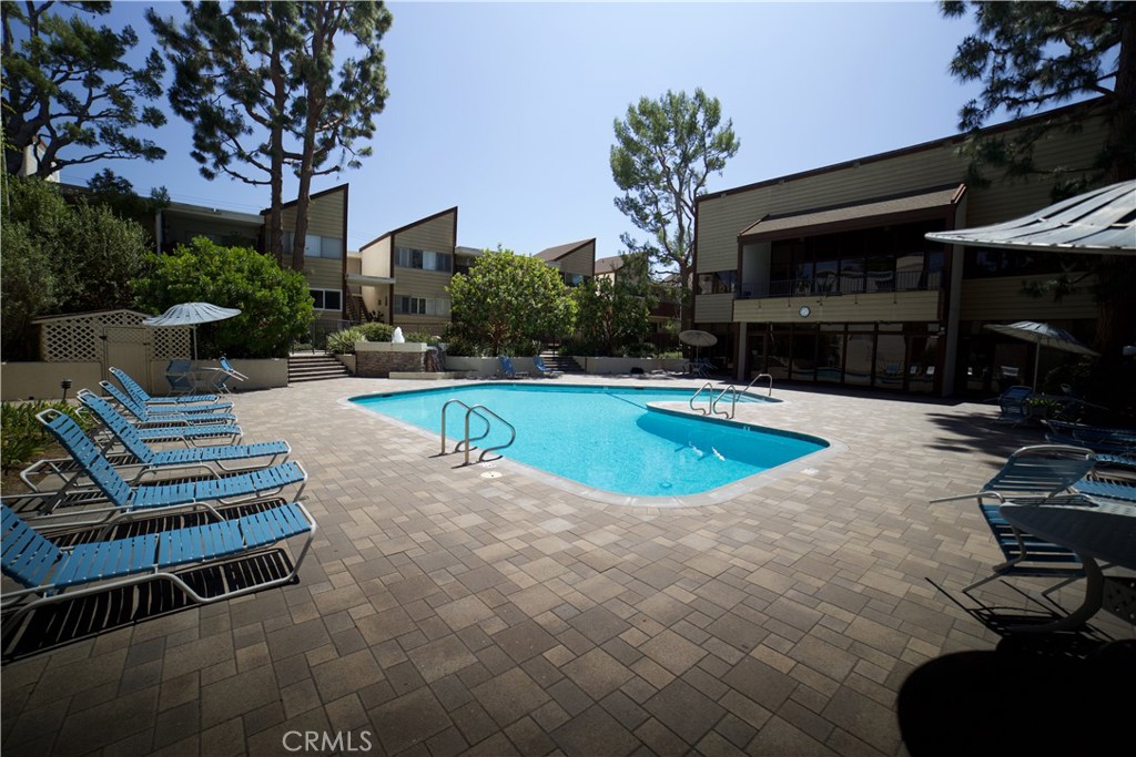 6050 Canterbury Drive F108