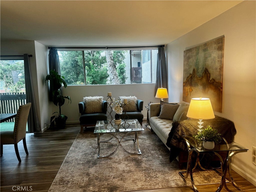 6050 Canterbury Drive F108, Culver City CA 90230