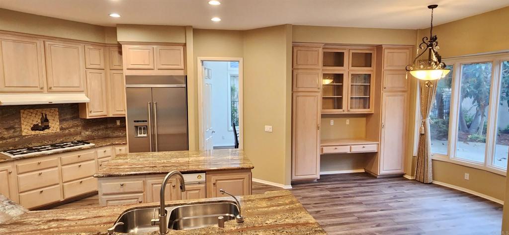 AVI - Residential Lease