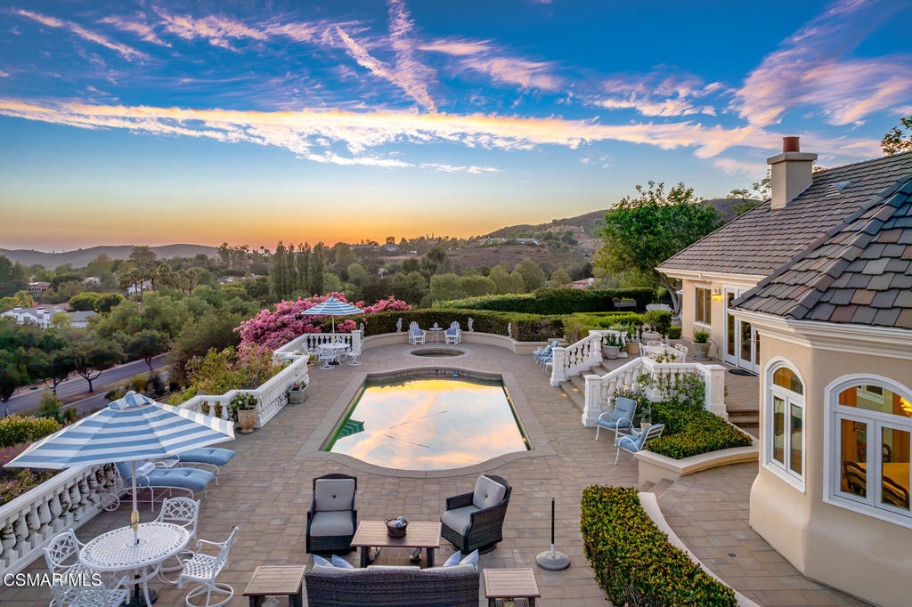 1673 Crown Ridge Court