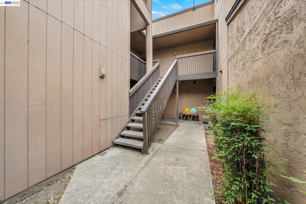 4332 Pacific Ave 38
