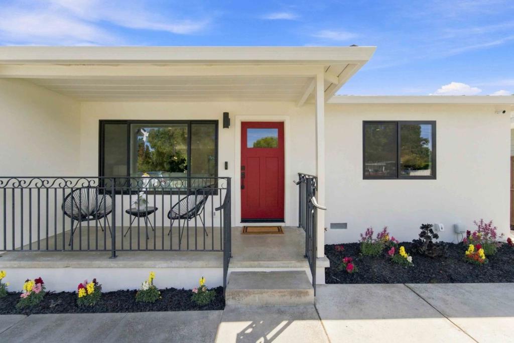 224 Ivy Drive