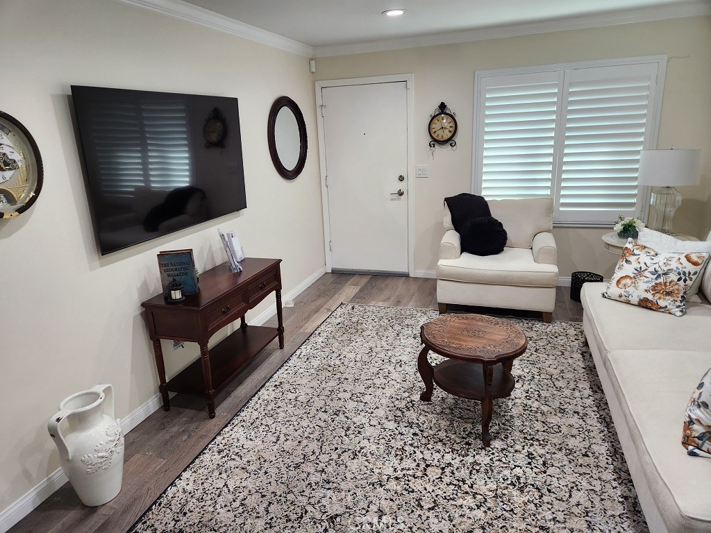 2697 W Parkside Lane