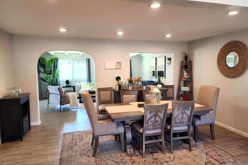 9477 Ronnie Ct