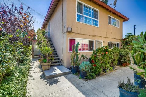 Photo of 1813 Cedar St, Santa Ana, CA 92707 (MLS # PW25234760)