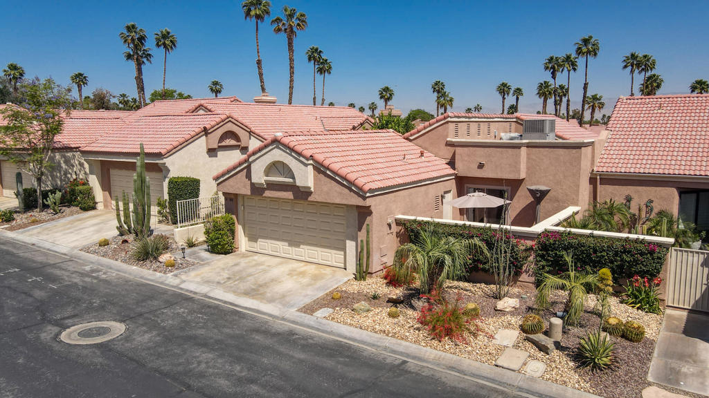 76948 Scimitar Way
