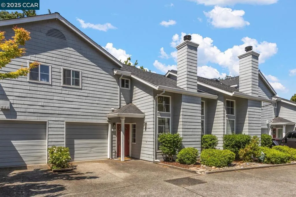 Martinez, California 94553, United States, 2 Bedrooms Bedrooms, ,3 BathroomsBathrooms,Residential,Active,162987