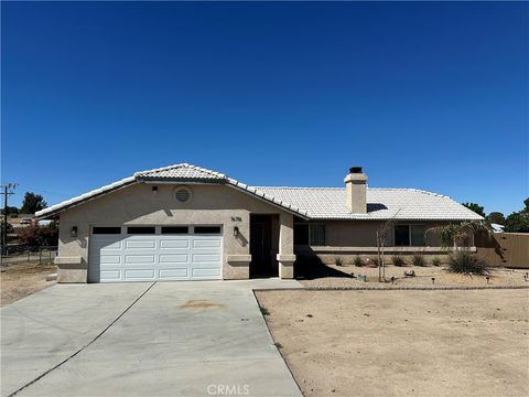 Photo of 16716 Kayuga Street, Victorville, CA 92395 (MLS # HD26085593)
