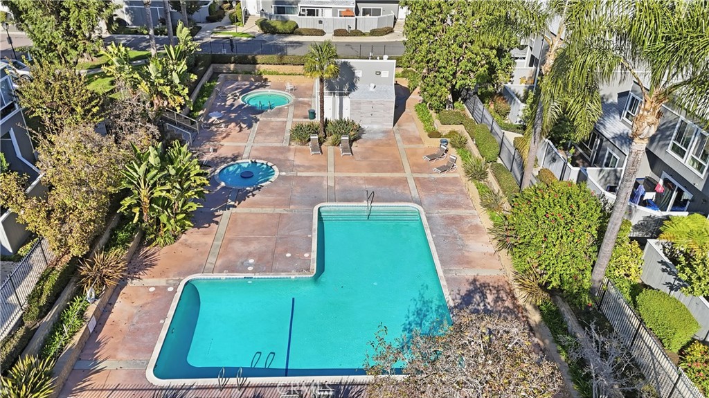 Village Walk (VLWK) - Residential