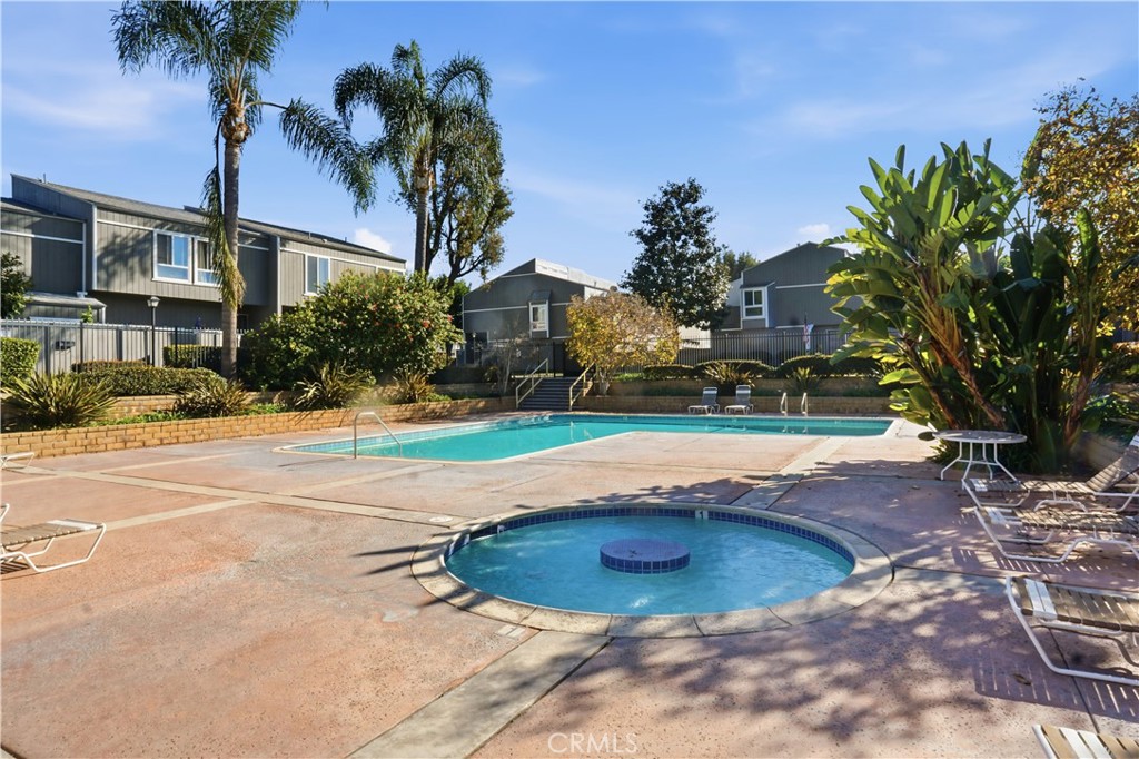 Village Walk (VLWK) - Residential