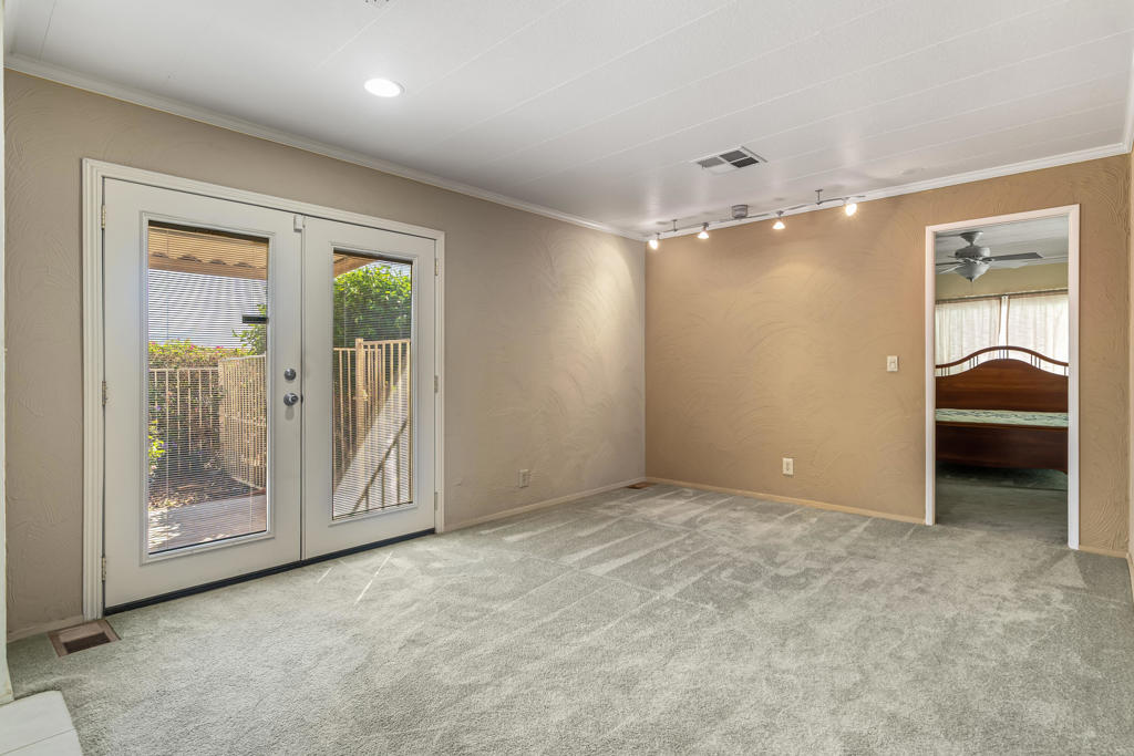 Portola Country Club - Manufactured In Park