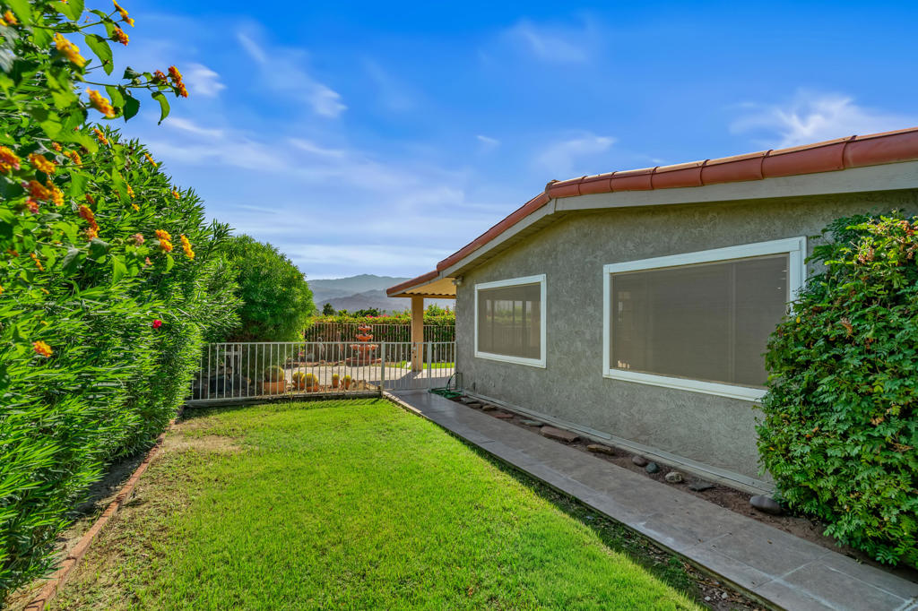 Portola Country Club - Manufactured In Park