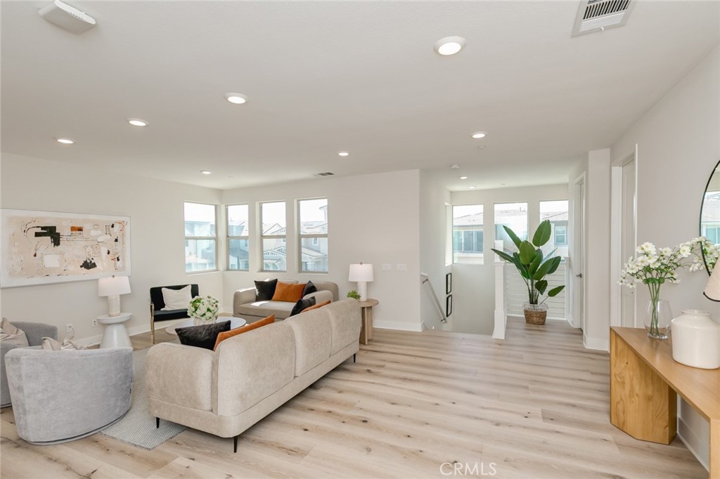 Altair - Residential