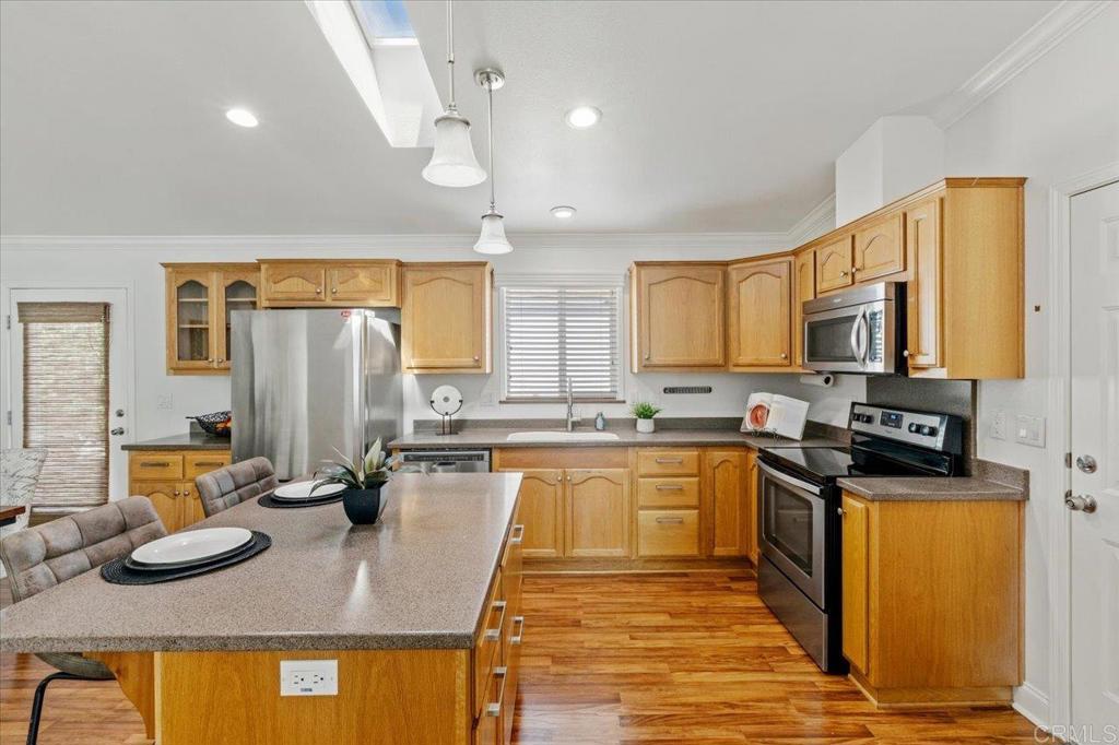 8975 Lawrence Welk Dr 31