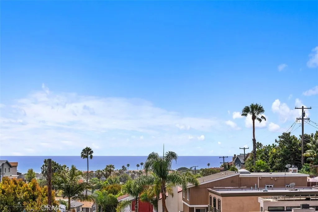 Dana Point, California 92629, United States, 3 Bedrooms Bedrooms, ,3 BathroomsBathrooms,Residential,Active,164558