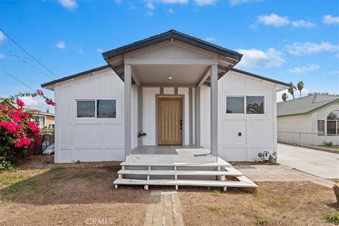 Photo of 7830 Casa Blanca Street, Riverside, CA 92504 (MLS # IV25196563) Photo of 7830 Casa Blanca Street, Riverside, CA 92504 (MLS # IV25196563)