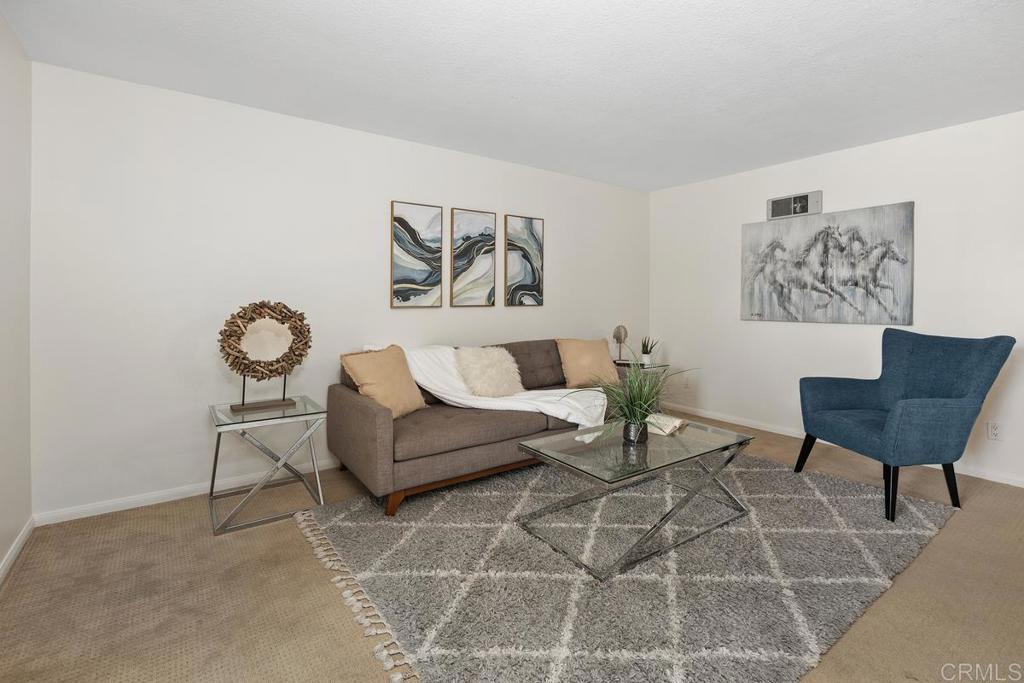 7565 Charmant Dr 512