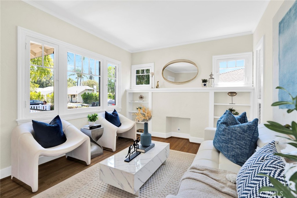 119 S Alta Vista Avenue