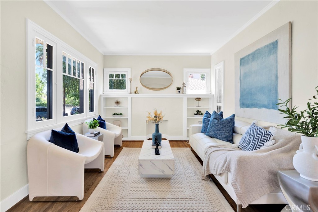 119 S Alta Vista Avenue