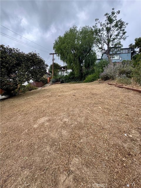 2106 Roselin Los Angeles CA 90039