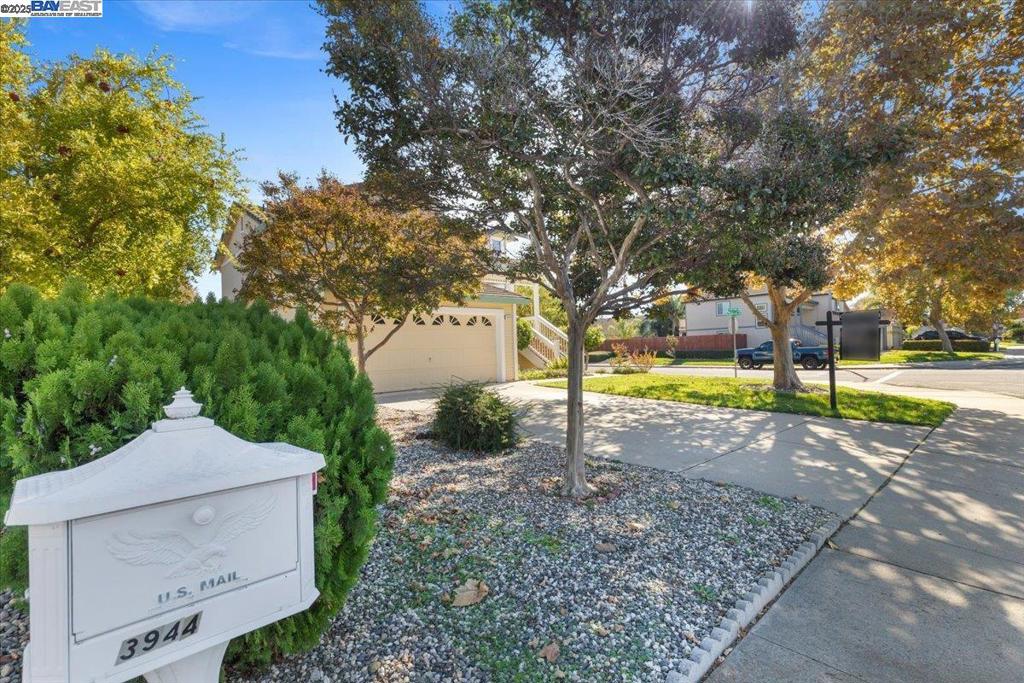 OAK GROVE - Residential