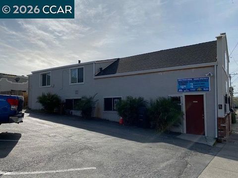 Photo of 809 W 2Nd St St, Antioch, CA 94509 (MLS # 41128407)