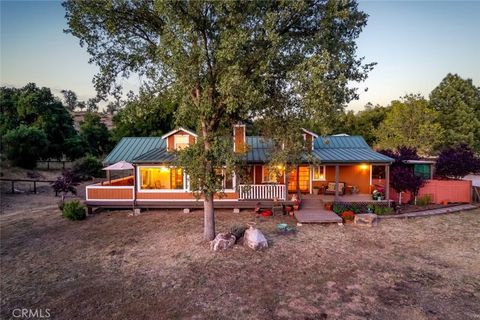 Tiny photo for 1350 Parkhill Rd, Santa Margarita, CA 93453 (MLS # NS26071383)