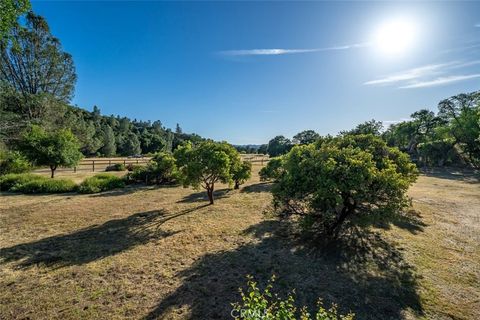 Tiny photo for 1350 Parkhill Rd, Santa Margarita, CA 93453 (MLS # NS26071383)