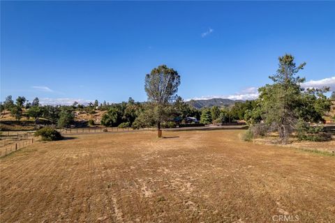 Tiny photo for 1350 Parkhill Rd, Santa Margarita, CA 93453 (MLS # NS26071383)