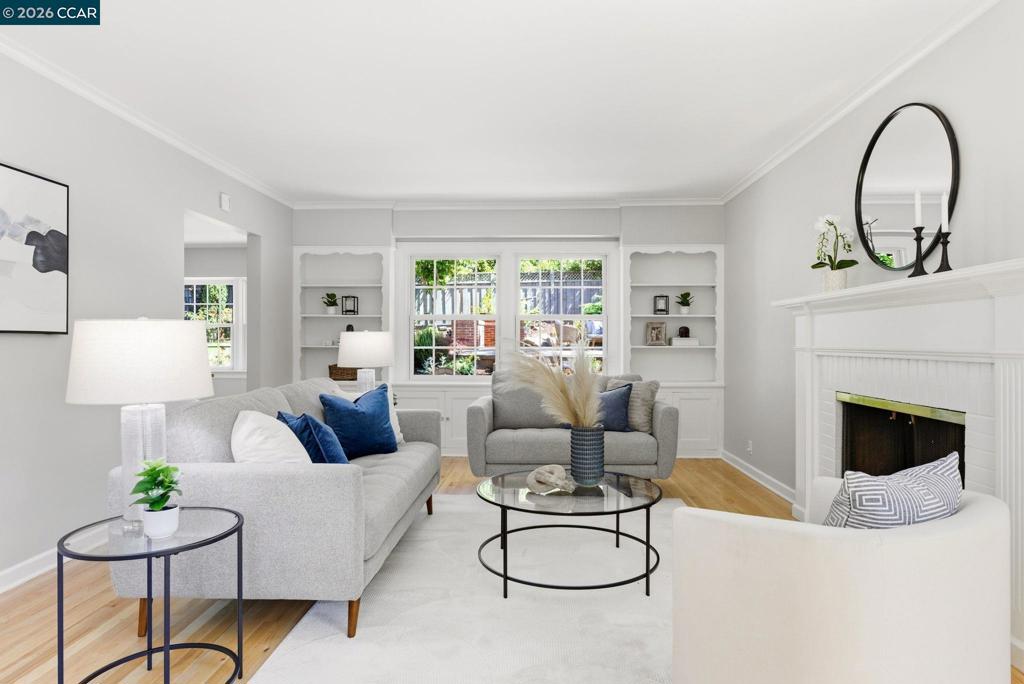 425 Lakewood Cir