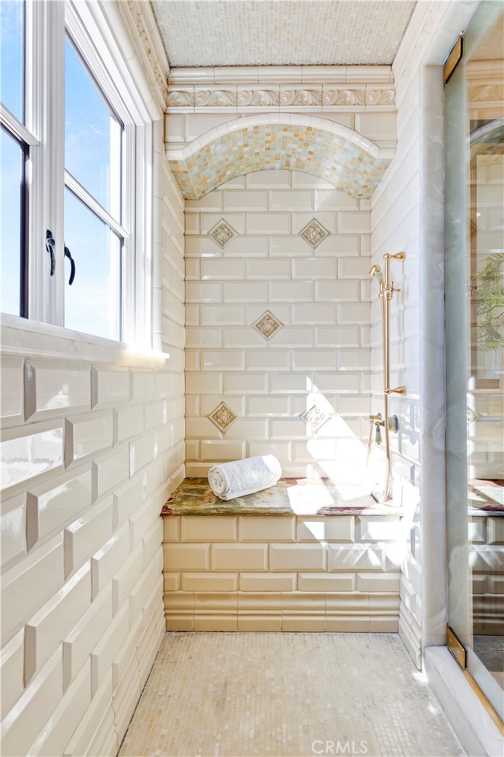 Emerald Bay (EB) - Residential