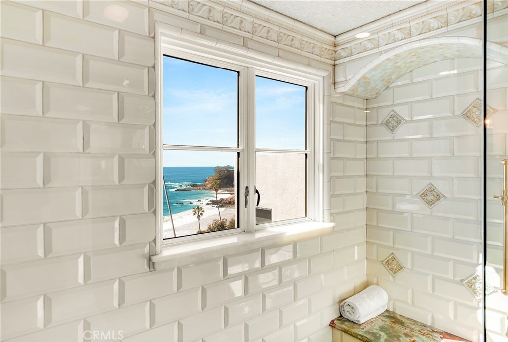 Emerald Bay (EB) - Residential