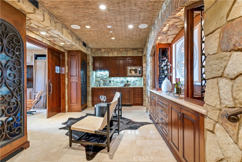 Emerald Bay (EB) - Residential