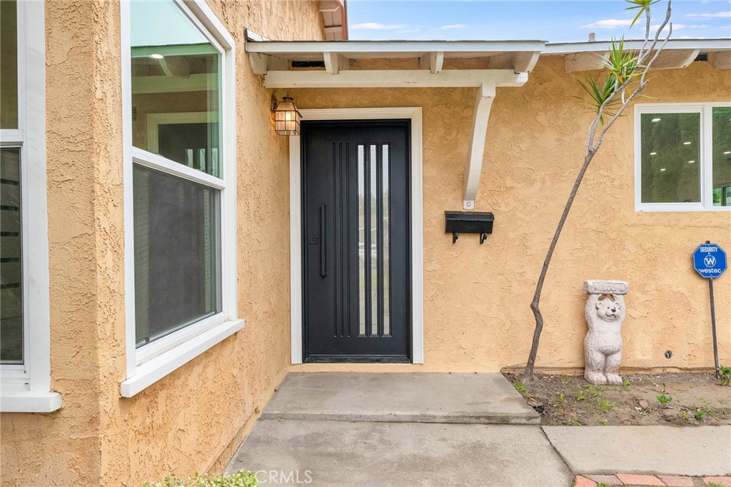 16520 Minnehaha Street