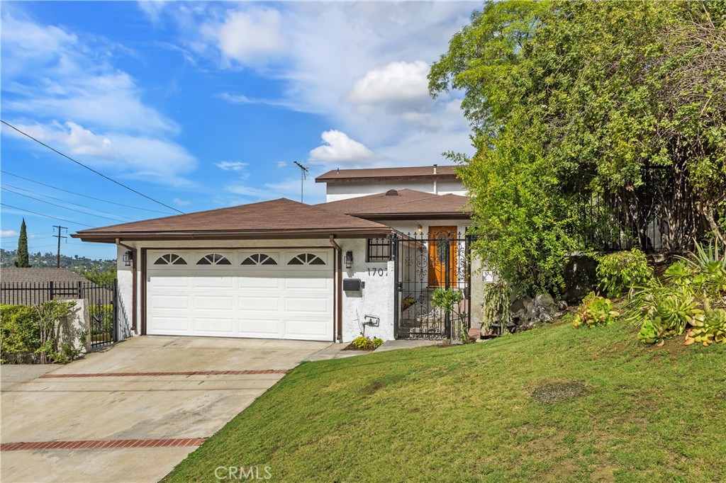 1707 Upperton