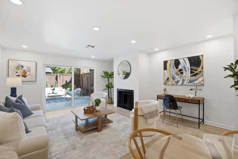 Photo of 633 Forest Avenue, Palo Alto, CA 94301 (MLS # ML82053610)