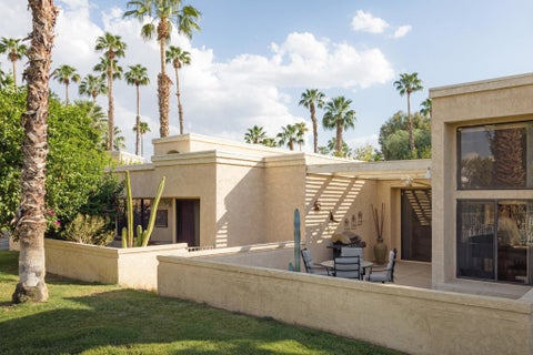 Photo of 73850 Calle Bisque, Palm Desert, CA 92260 (MLS # 219152104PS)